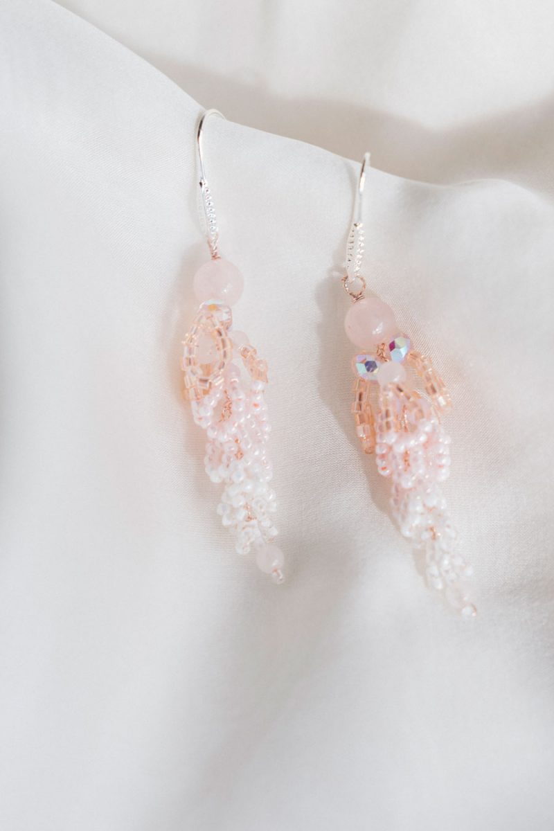 Castalia-delicate-bridal-drop-earrings-Aureus-Flos-fine-art-wedding-accessories-luxury-modern-bridal-headpieces-and-jewelry (3)