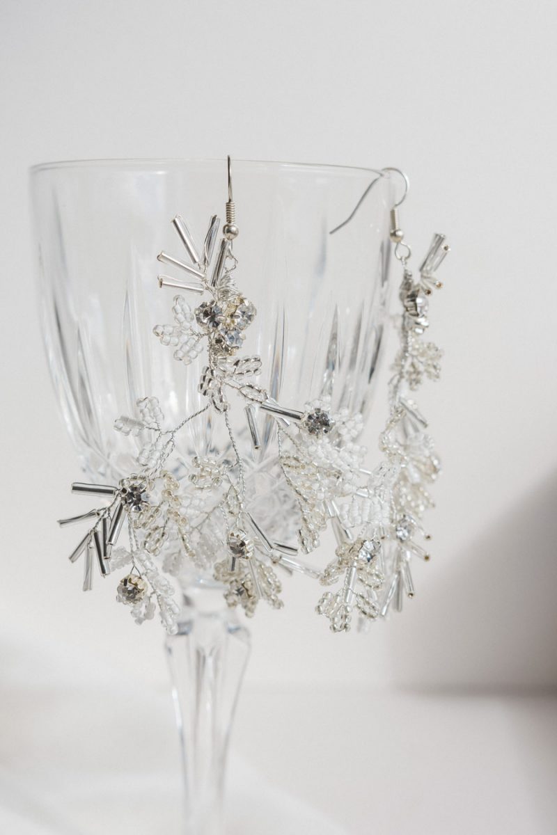 Orla-silver-rhinestones-chandelier-earrings-Aureus-Flos-fine-art-wedding-accessories-luxury-modern-bridal-headpieces-and-jewelry (10)