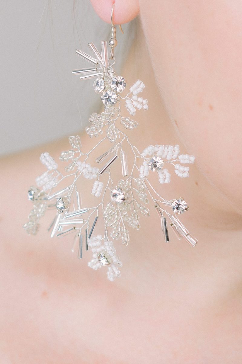 Orla-silver-rhinestones-chandelier-earrings-Aureus-Flos-fine-art-wedding-accessories-luxury-modern-bridal-headpieces-and-jewelry (12)