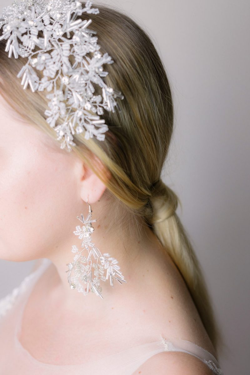Orla-silver-rhinestones-chandelier-earrings-Aureus-Flos-fine-art-wedding-accessories-luxury-modern-bridal-headpieces-and-jewelry (15)
