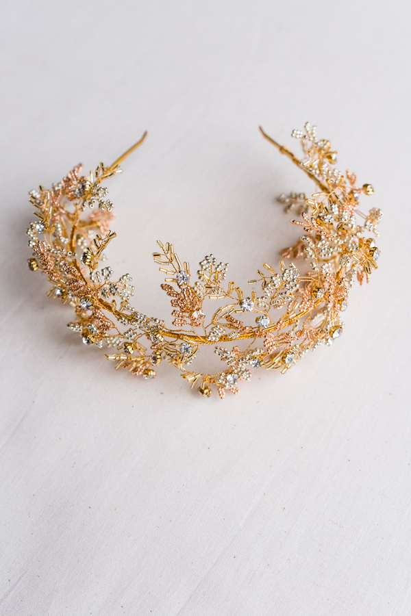 aureus-flos-fine-art-wedding-accessories-orla-headband-botanica-collection
