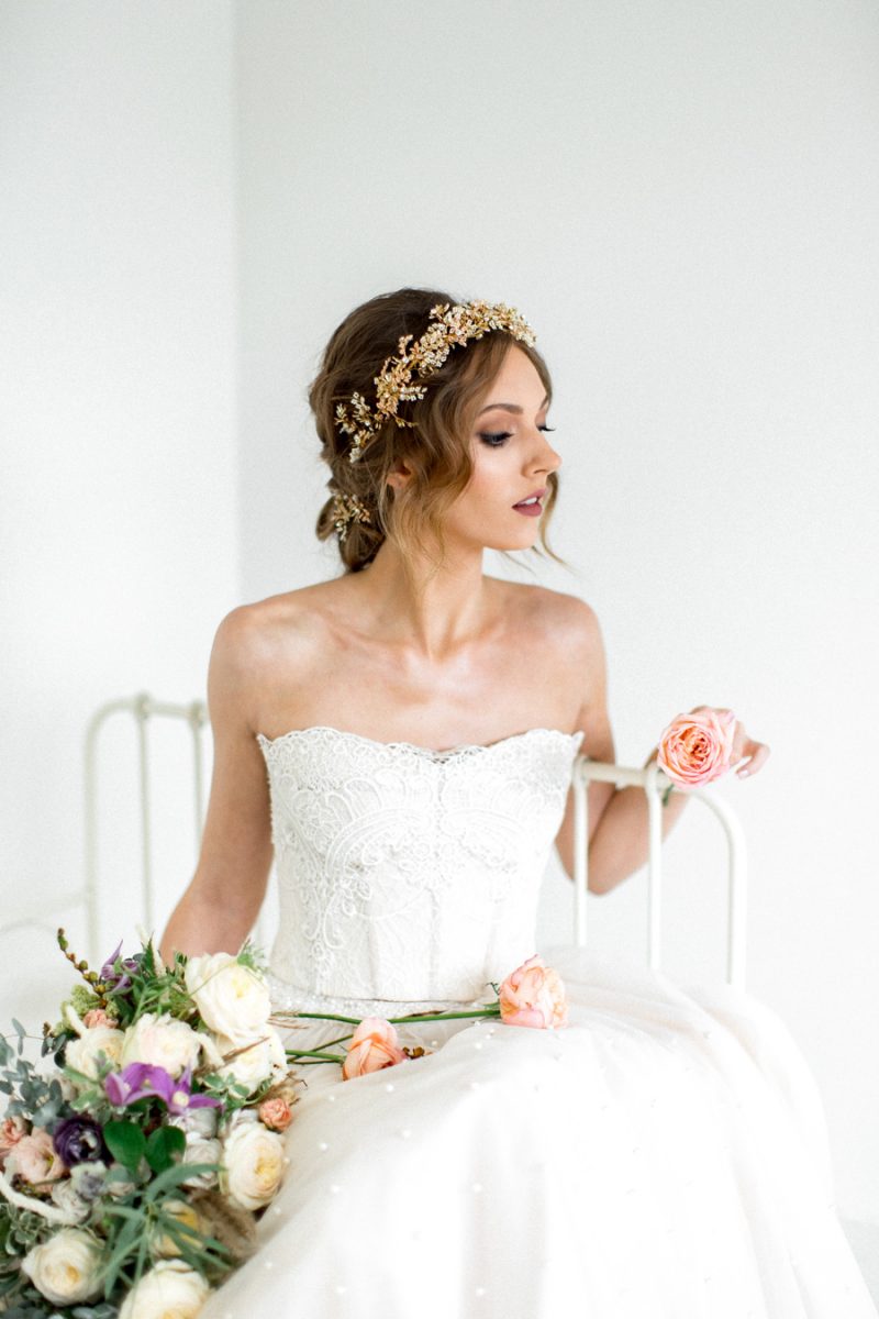 aureus-flos-fine-art-wedding-accessories-orla-headband-botanica-collection13